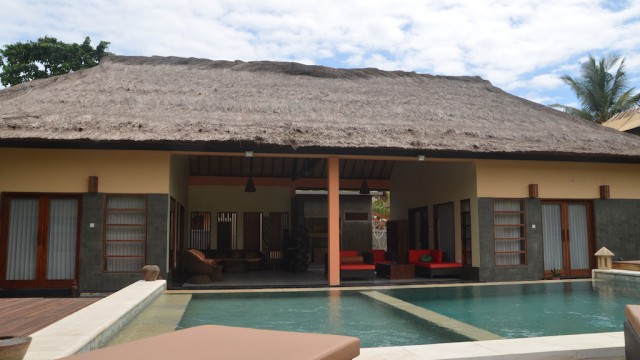 Kies Villa Lombok for rent